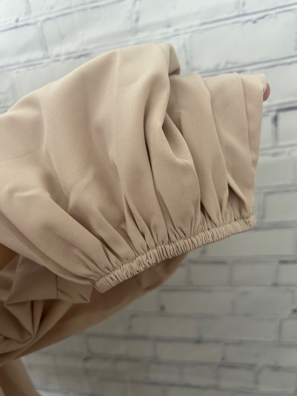 Impressions Cream Tiered Long-Sleeve Tunic. Small - Picture 5 of 6